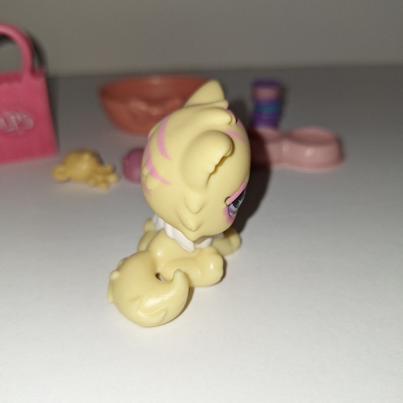 2007 littlest PetShop - Picture 4 of 7